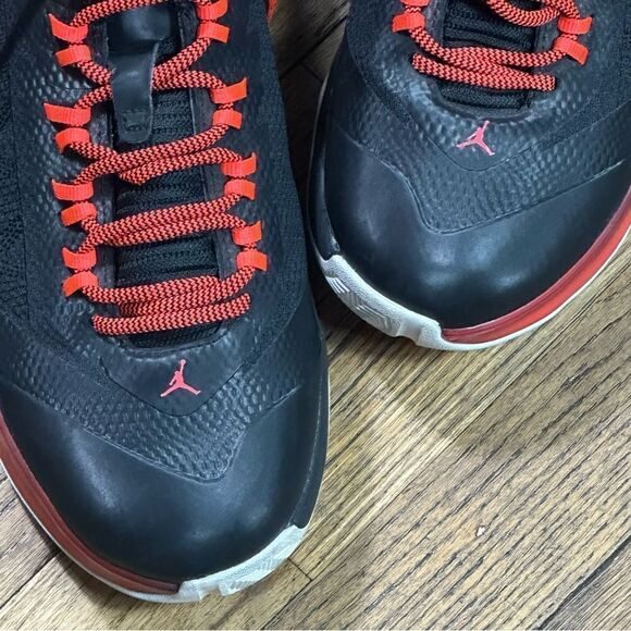 JORDAN YOUTH size 7 - Picture 4 of 10